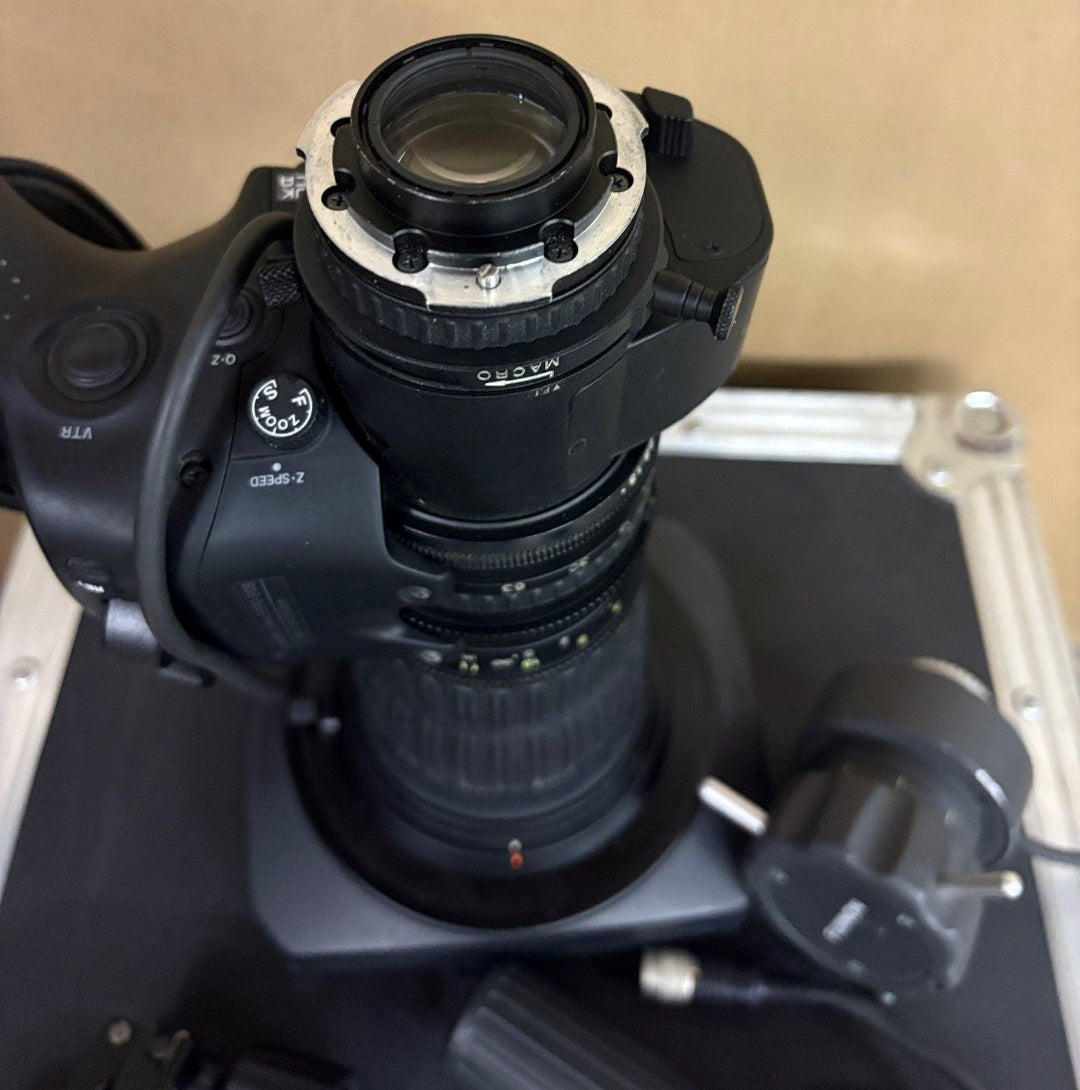 14x4K - UA14x4.5BERD-S10B W/ LENS CONTROLS