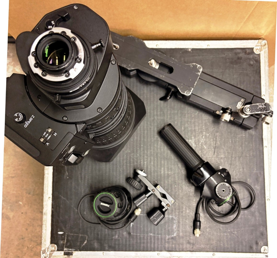 46x4K - UA46x9.5BERD/LENS CNTRLS/SLED/CASE