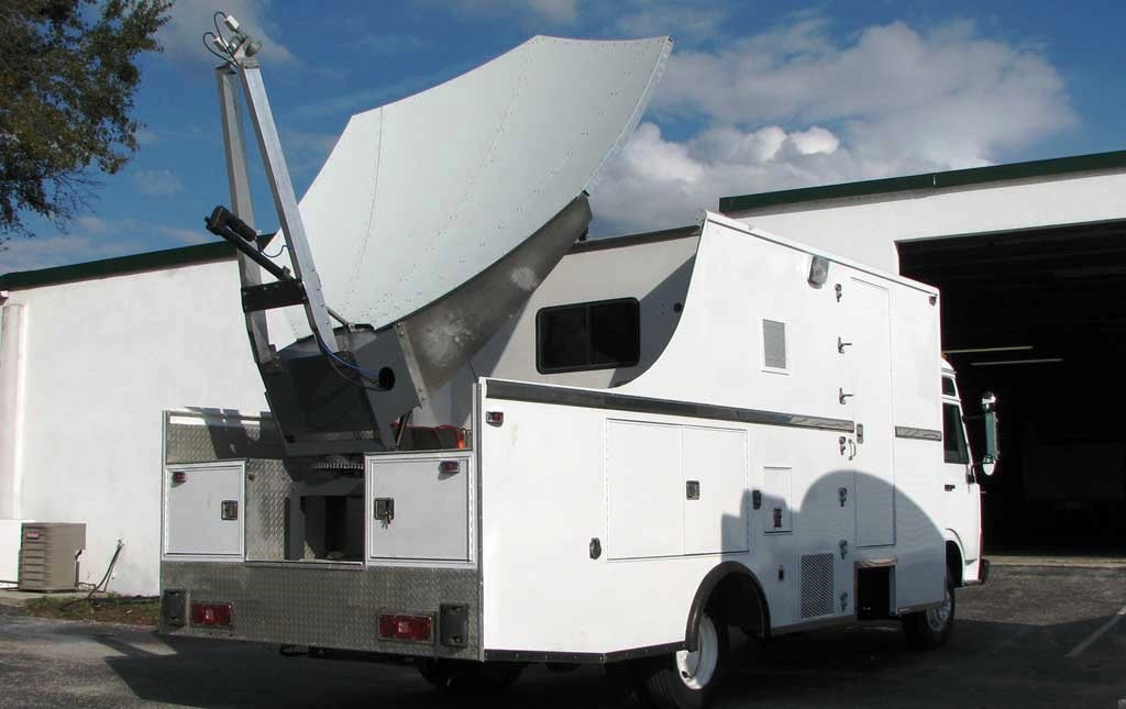 C-BAND TRUCK - REDUNDANT/2.4m DISH/12KW GEN