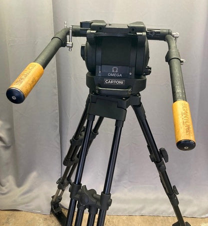 OMEGA - HEAD W/ 2-STAGE HEAVY-DUTY TRIPOD