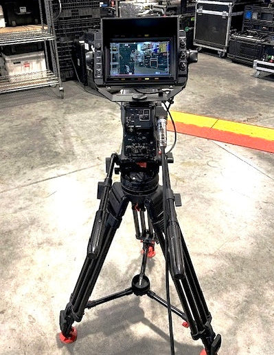 HXC-100 - TRIAX STUDIO PKG W/LENS & SUPPORT
