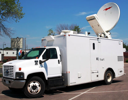 KU-BAND TRUCK - 32', 2.4m DISH, HD EQUIPPED