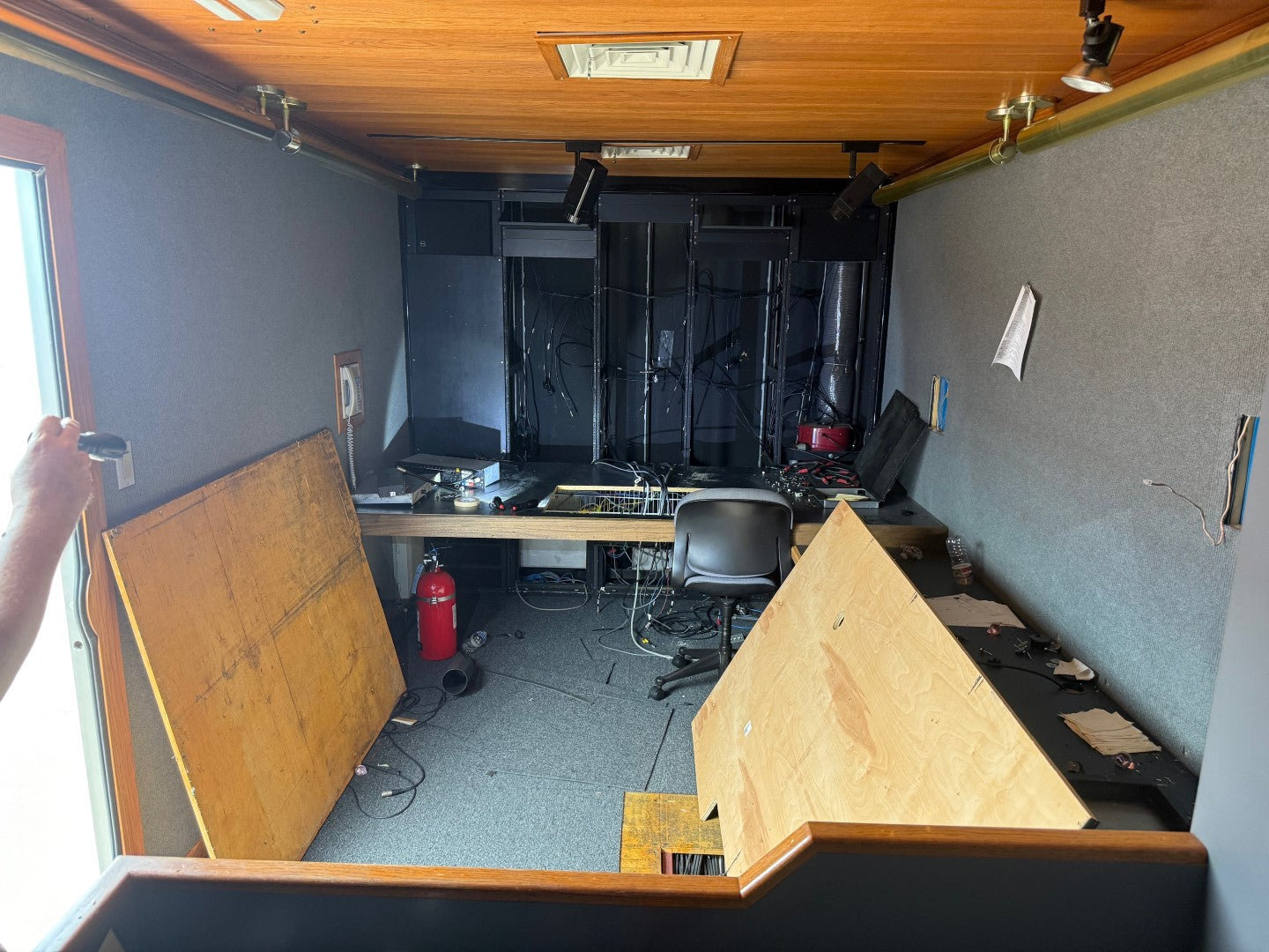 PRODUCTION TRAILER - 48', RACK READY