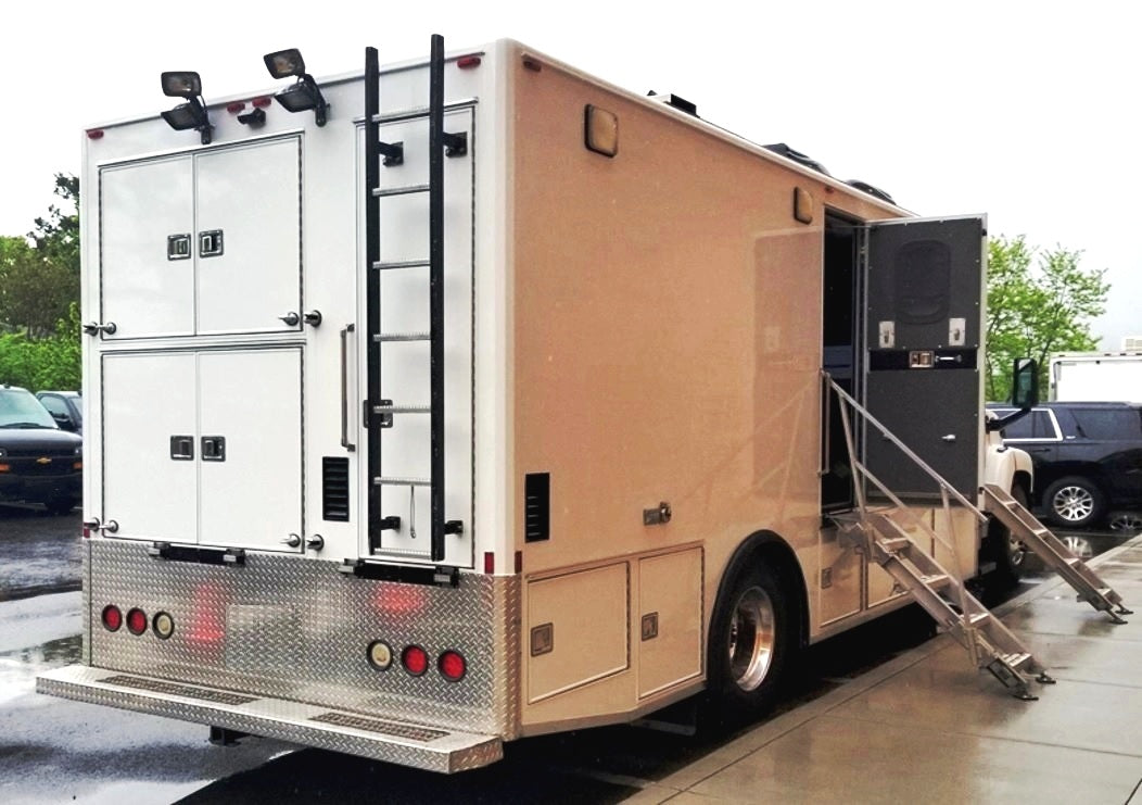 PRODUCTION TRUCK - 32'/EQUIPPED/6-CAM/B-UNIT