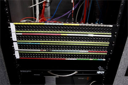 PRODUCTION TRUCK - 32' RACK READY/20kw GENNY