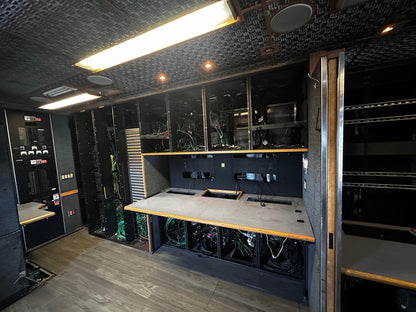 PRODUCTION TRUCK/UPLINK - 8 CAMS/4 KU PATHS