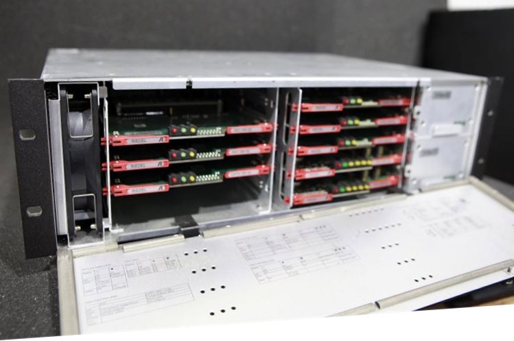 ARTIST 64 G2 - MATRIX INTERCOM W/ G2 FRAME