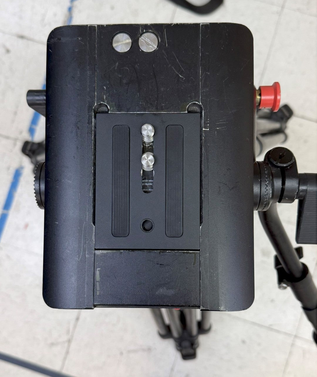 CT-80K - TRIPOD/FLUID HD/GRND SPRD/BARS/USED