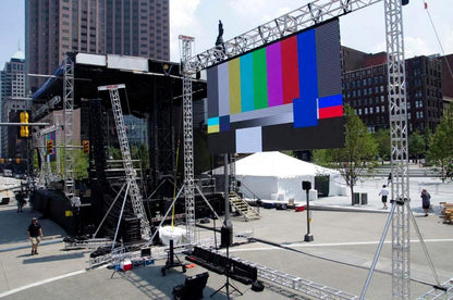 UPADIII 4.8 - OUTDOOR/INDOOR LED VIDEO WALL