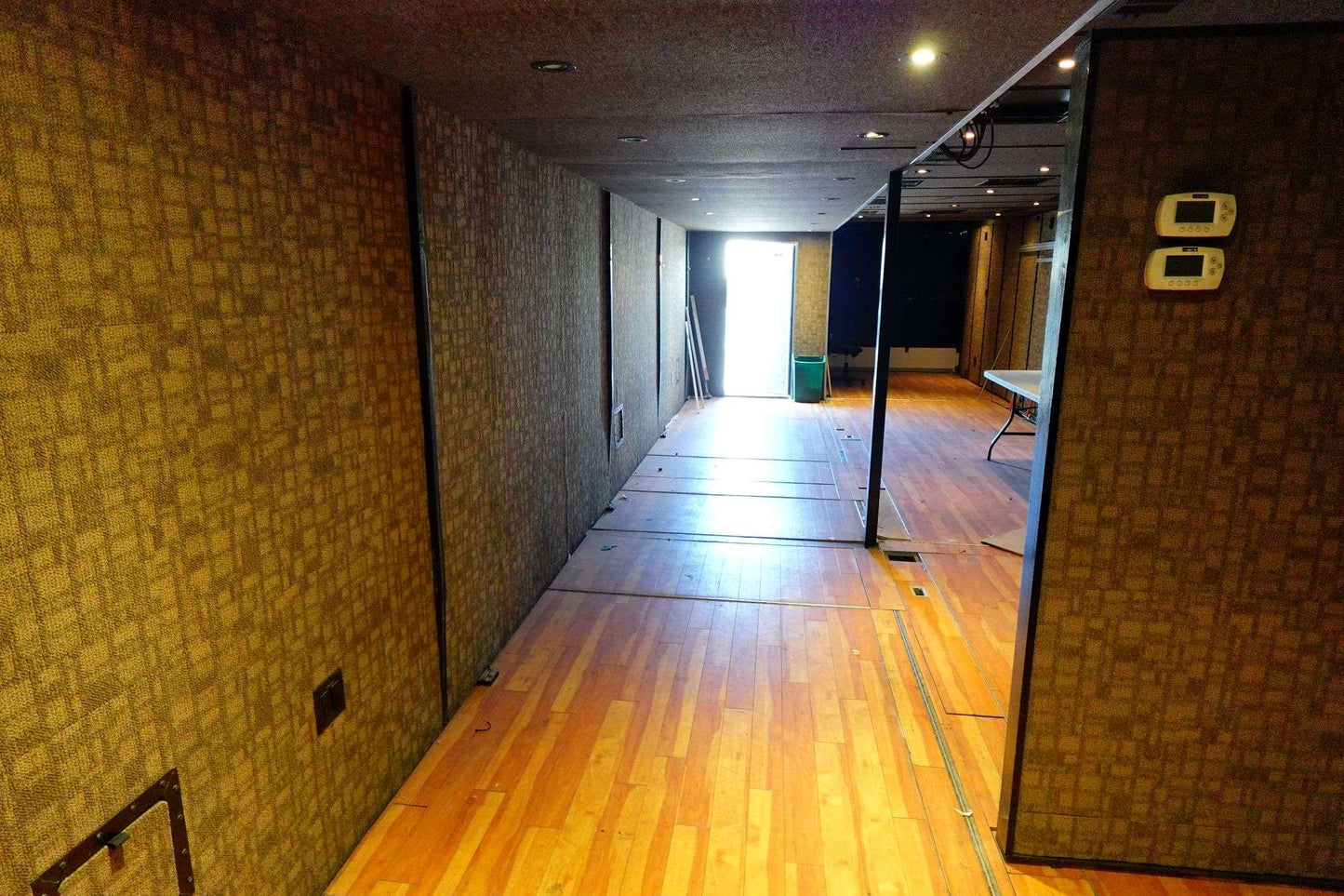 PRODUCTION TRAILER - 53' W/ 33' EXPANDO