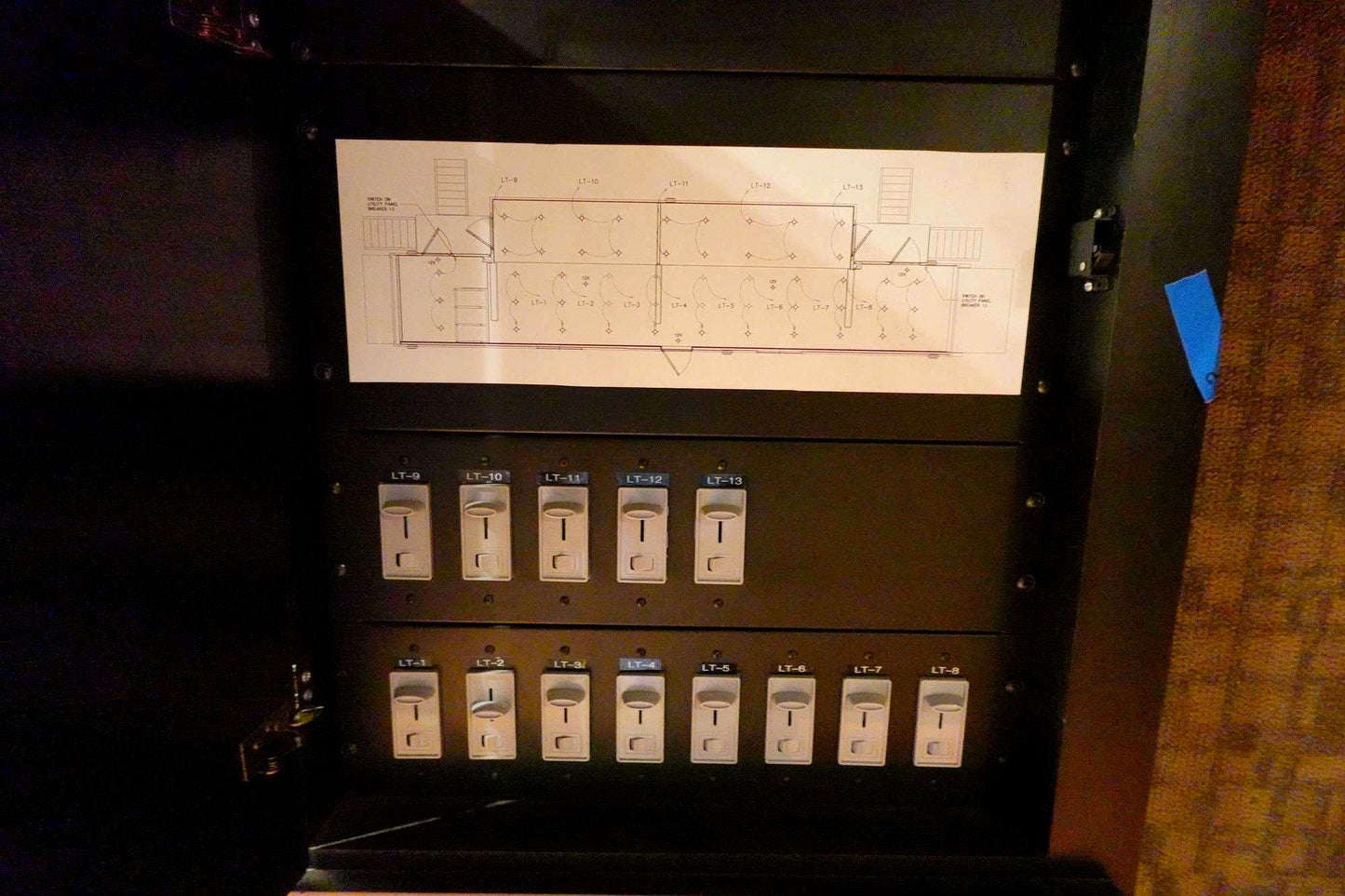 PRODUCTION TRAILER - 53' W/ 33' EXPANDO