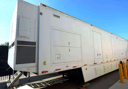 PRODUCTION TRAILER - 53' W/ 33' EXPANDO