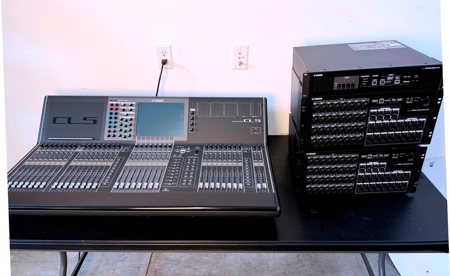 CL5 - 2x Rio3224-D and a RSio64-D