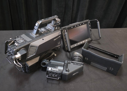AK-UC3000 - 4K 8-CAM PKG w/ CCUs/RCPs/9" VFs