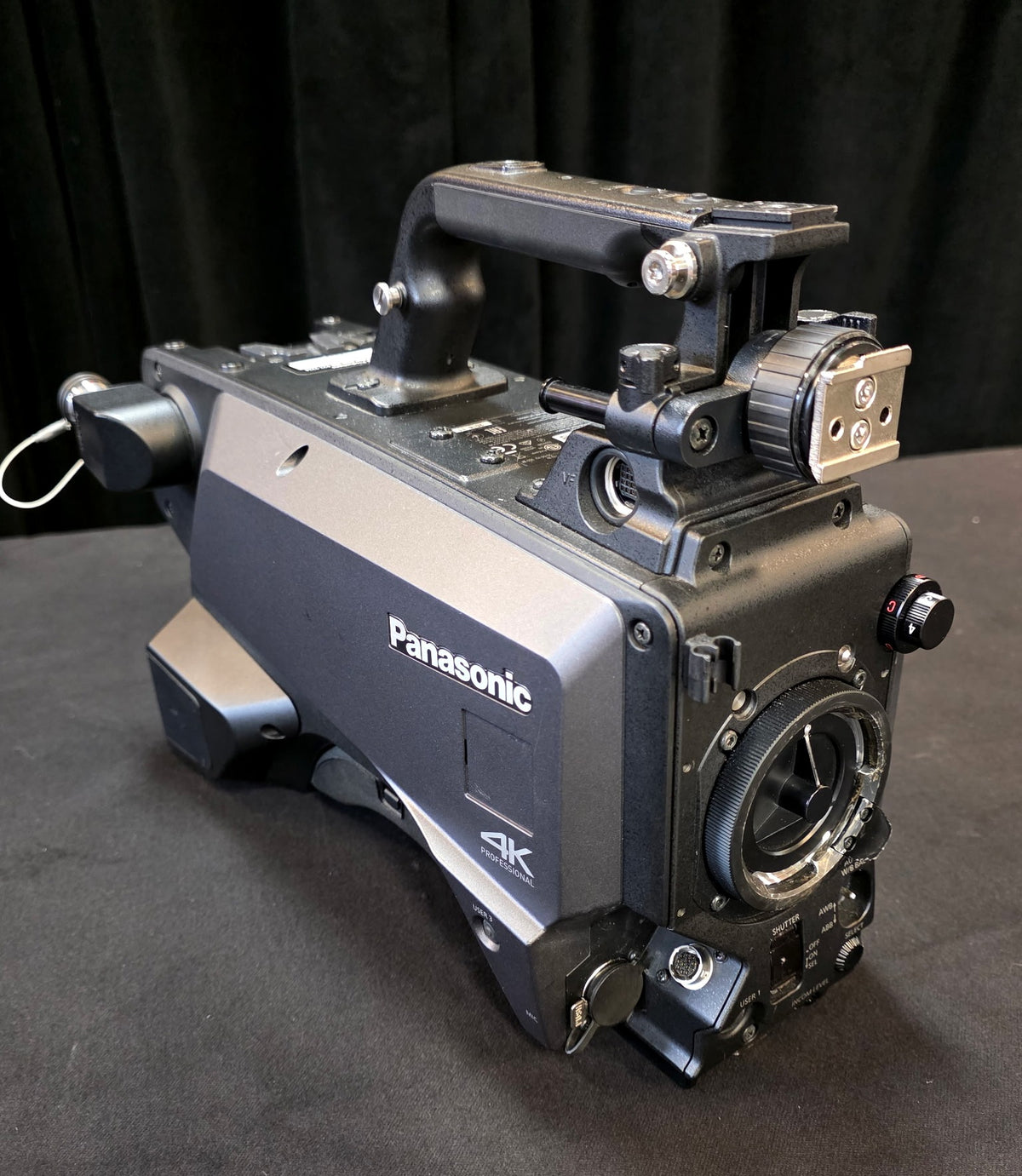 AK-UC3000 - 4K 8-CAM PKG w/ CCUs/RCPs/9" VFs
