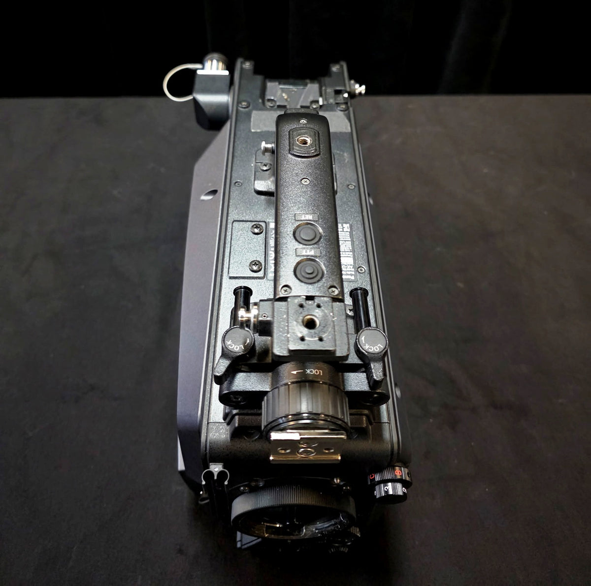 AK-UC3000 - 4K 8-CAM PKG w/ CCUs/RCPs/9" VFs