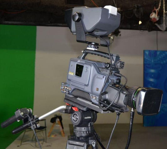 DSR-390 - STUDIO PKG W/ SACHTLER SUPPORT