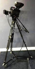 PDW-530 - W/ STUDIO ACCESSORIES & TRIPOD