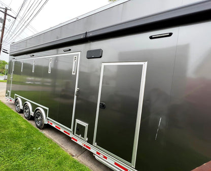 TRAILER - 40', HD EQUIP, STAGE, REAR RAMP