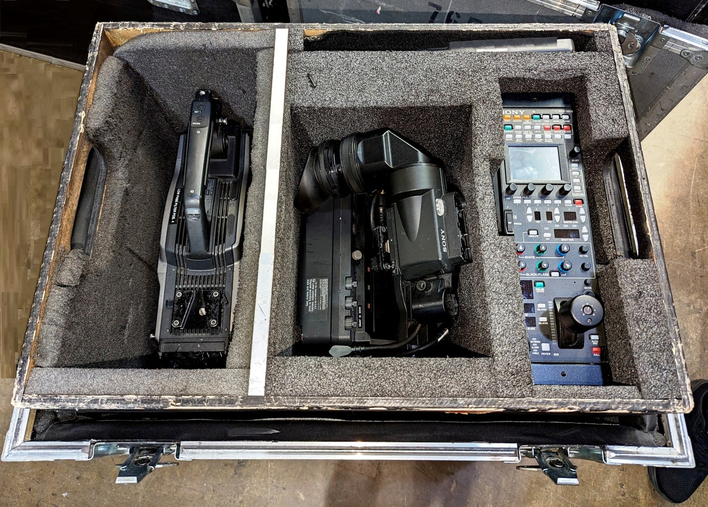 HXC-100 - HD TRIAX STUDIO PACKAGE